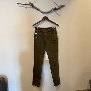 Ethyl Olive Green Frayed Hem Embroidered Skinny Jeans